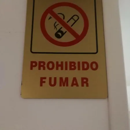Puerto Chico 아파트